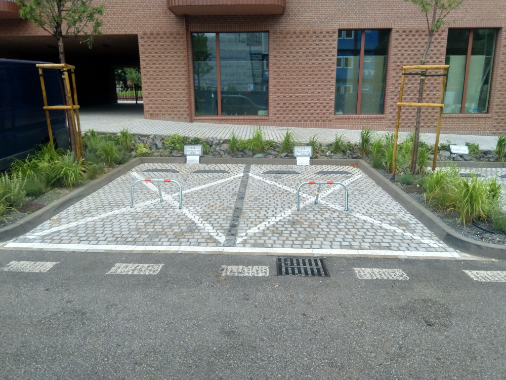 Rezervované parkovanie Zwirn, Košická ulica, Bratislava